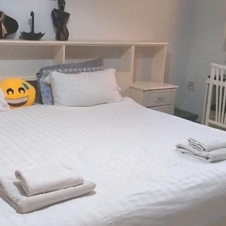 Private Room In Wonderful Sea View Apartment St. Paul's Bay Rum bild