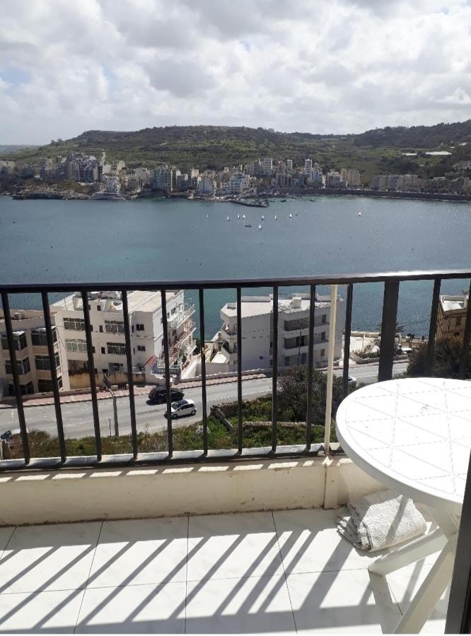 Private Room In Wonderful Sea View Apartment St. Paul's Bay Exteriör bild